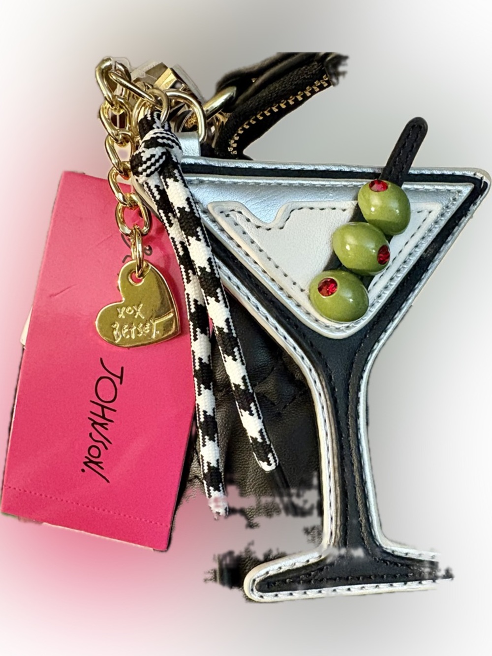 Betsey Johnson Black XONorthy 💎 Quilted Heart Shoulder Bag - Picture 4 of 11